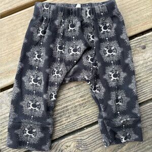 kate quinn - panda pants - 6-12 months - celestial - organic cotton